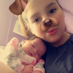 Meet your Posher, Carissa